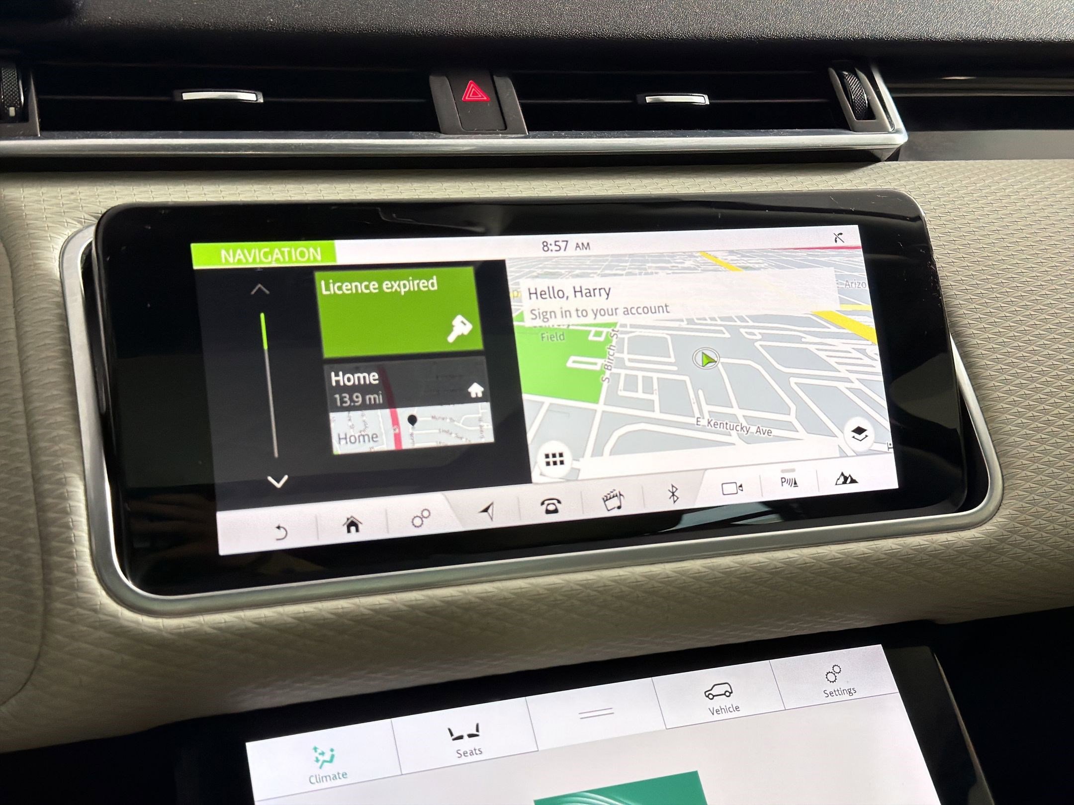 Used 2020 Land Rover Range Rover Velar S image 24