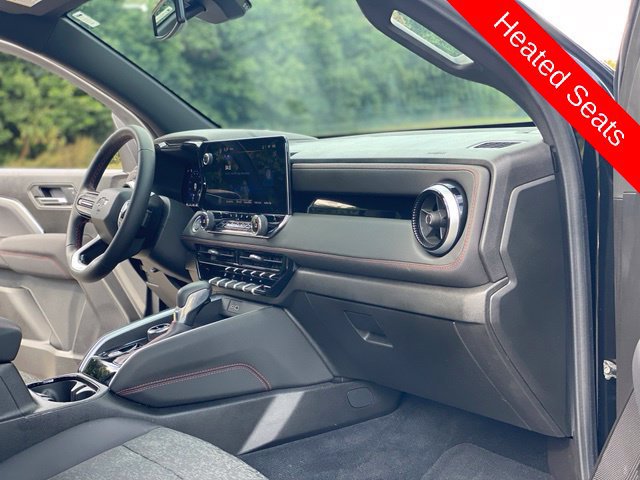 Used 2025 Chevrolet Colorado Z71 AWD/4WD image 21
