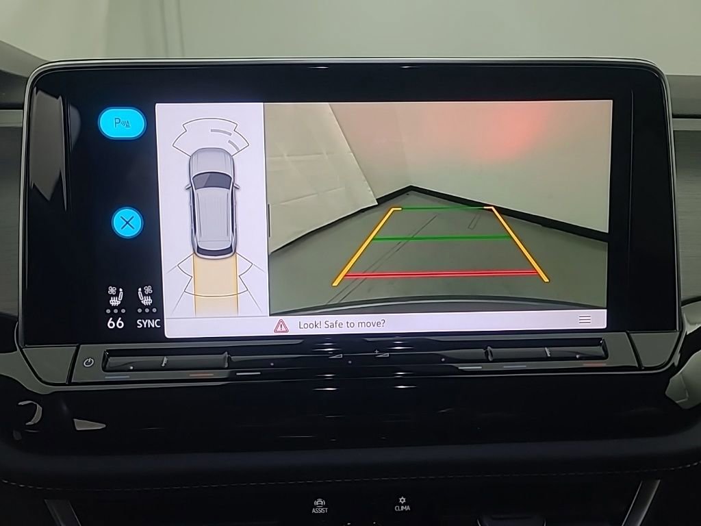 Used 2025 Volkswagen Atlas Cross Sport SE image 35