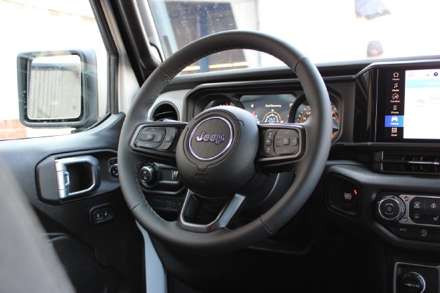 New 2026 Jeep Gladiator Sport AWD/4WD image 45
