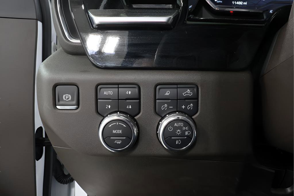 Used 2025 GMC Sierra 2500 SLT w/ SLT Convenience Package image 19