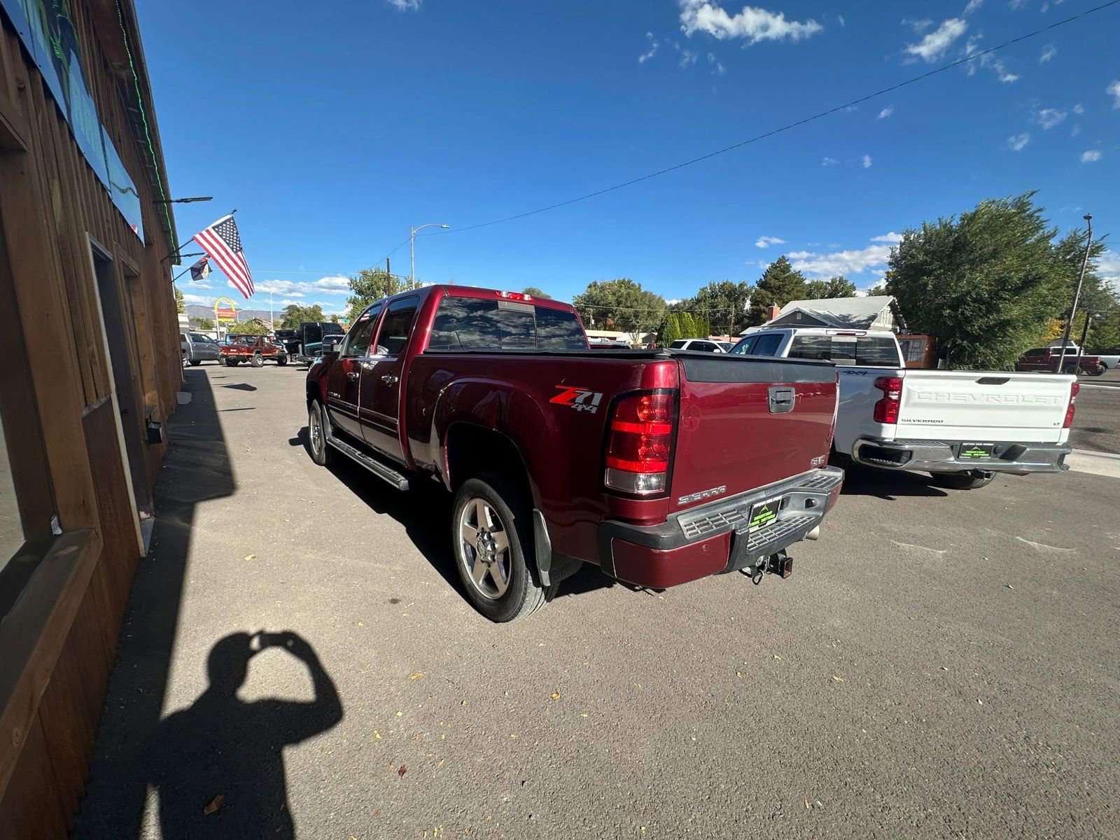 Used 2014 GMC Sierra 2500 Denali w/ Suspension Package, Off-Road image 9