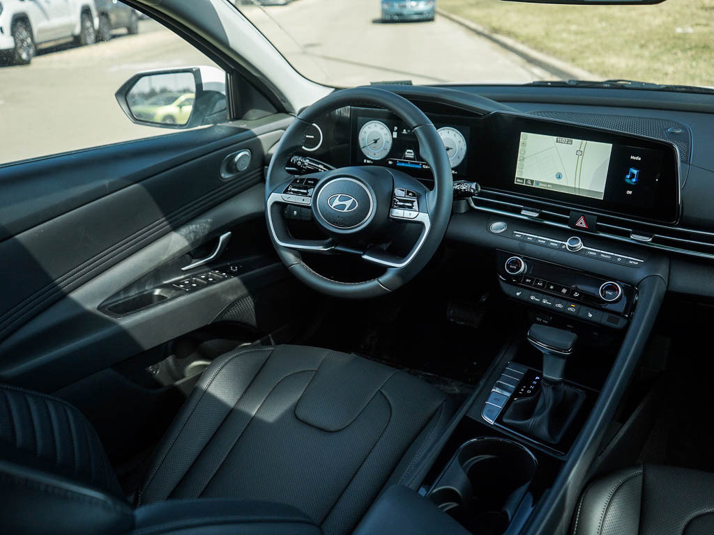 New 2026 Hyundai Elantra Limited FWD image 13