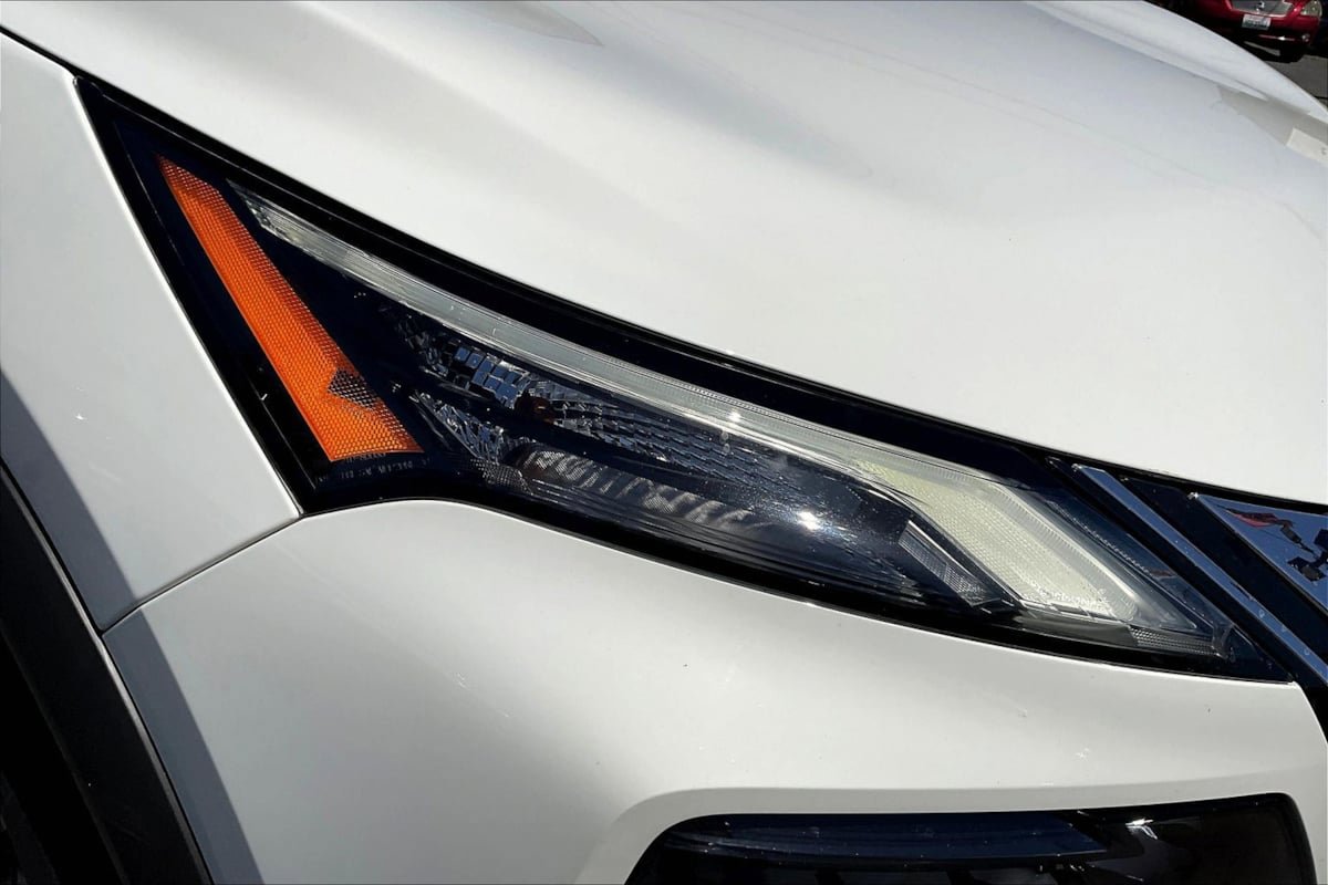 Used 2021 Nissan Rogue S FWD image 29