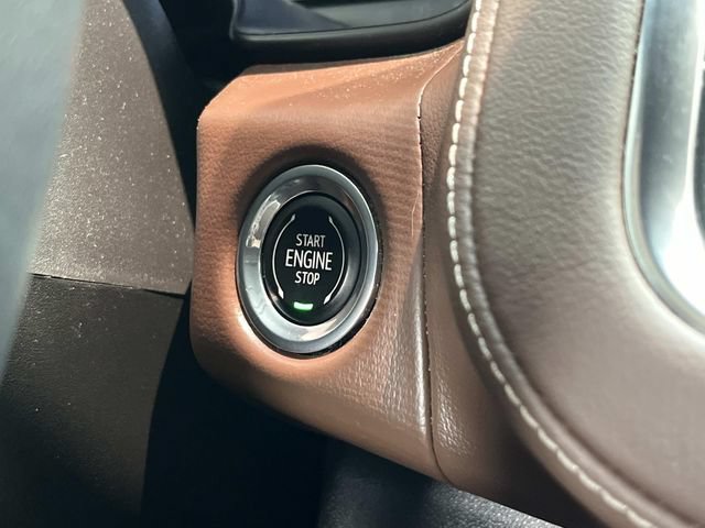 Used 2023 Chevrolet Suburban High Country w/ Advanced Technology Package AWD/4WD image 15