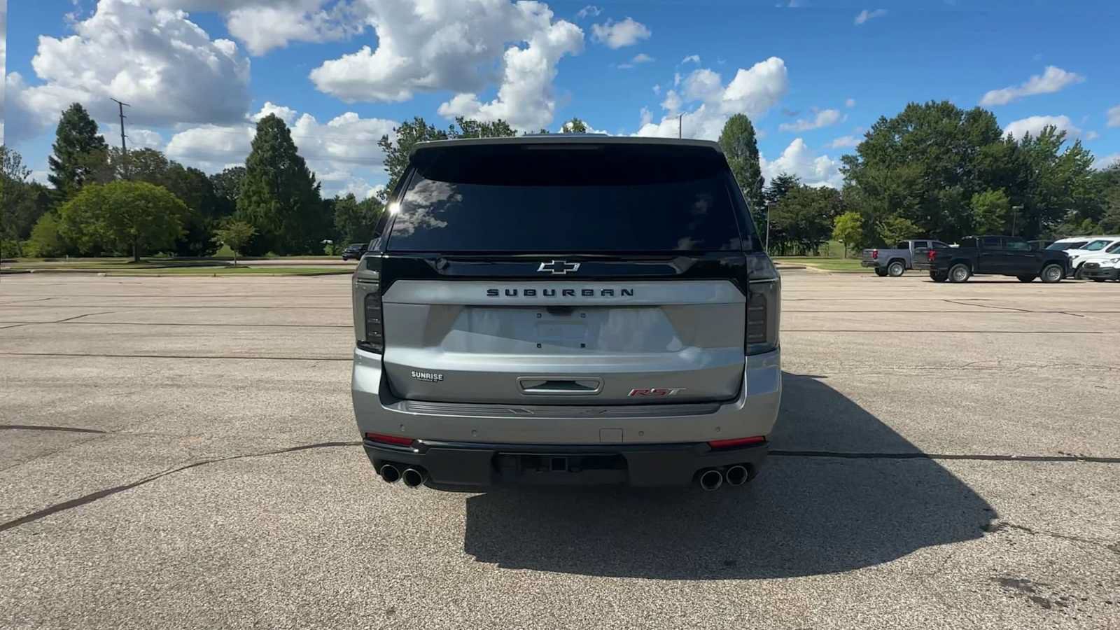 Certified 2025 Chevrolet Suburban RST w/ Advanced Technology Package AWD/4WD image 7