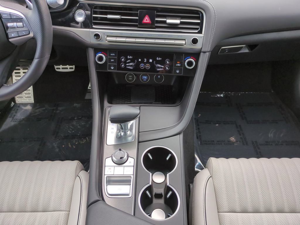 Used 2025 Genesis G70 2.5T w/ Sport Prestige Package image 20