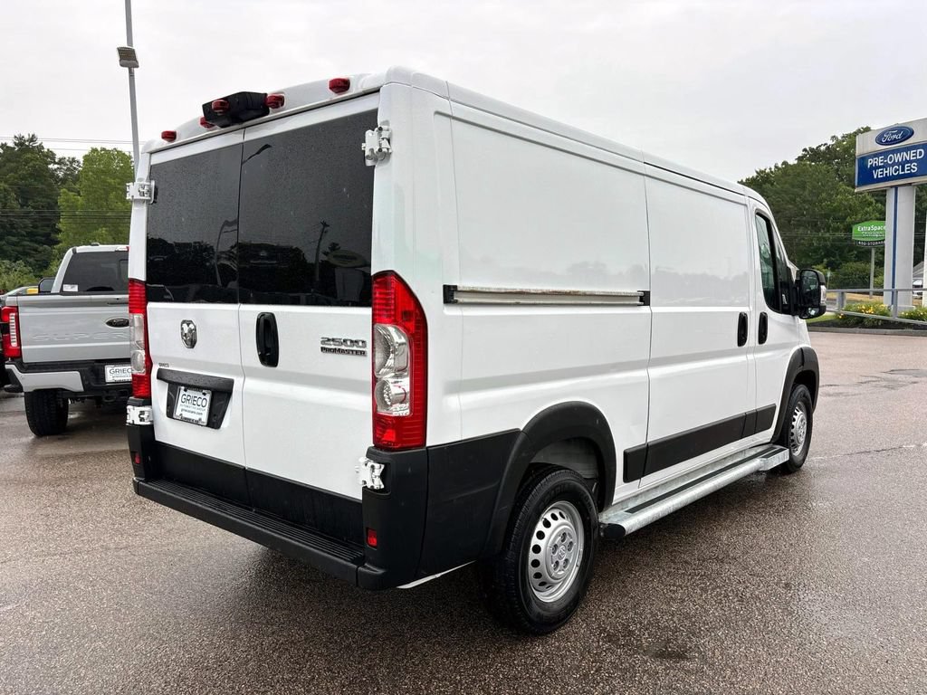 Used 2025 RAM ProMaster 2500 w/ U-Haul Equipment Group FWD image 7