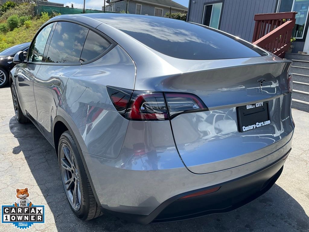 Used 2025 Tesla Model Y Long Range AWD/4WD image 87