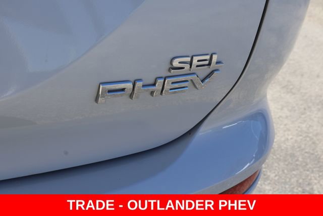 Used 2025 Mitsubishi Outlander SEL image 9