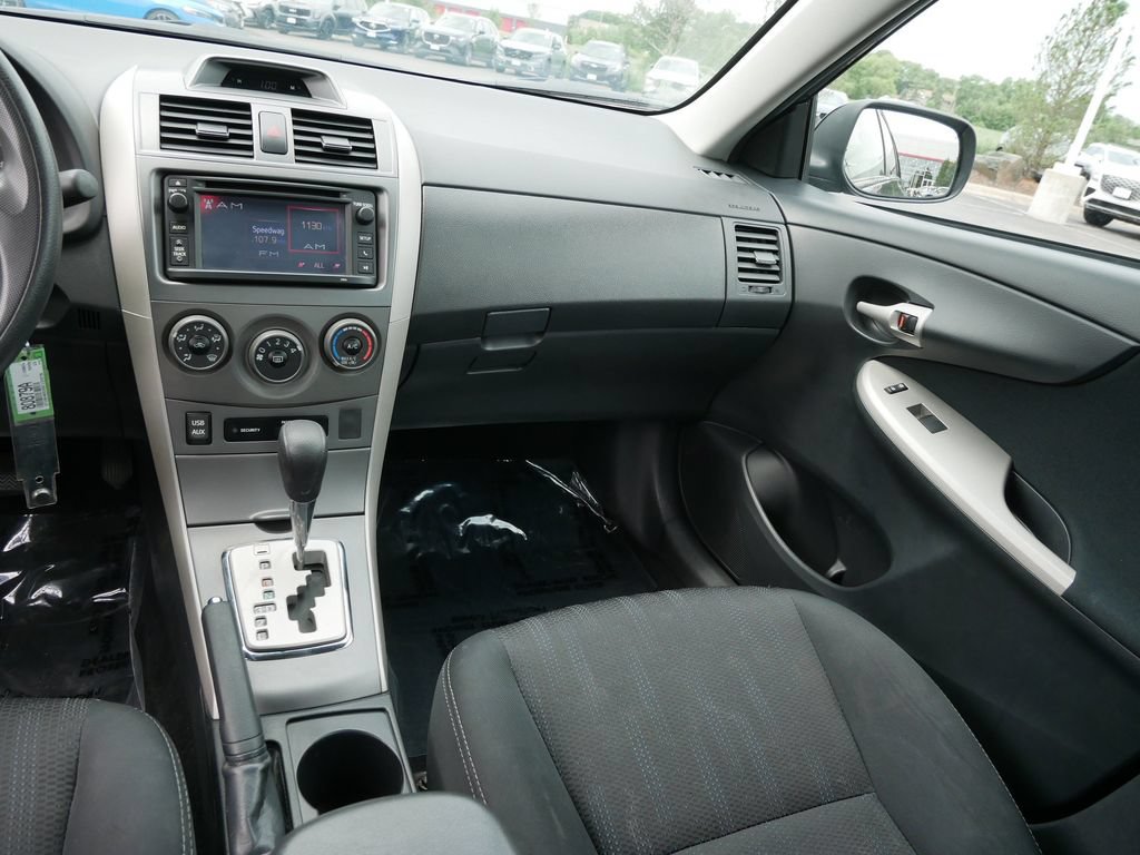 Used 2013 Toyota Corolla S w/ Premium Pkg FWD image 16