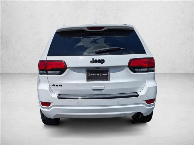 Used 2017 Jeep Grand Cherokee Altitude image 6