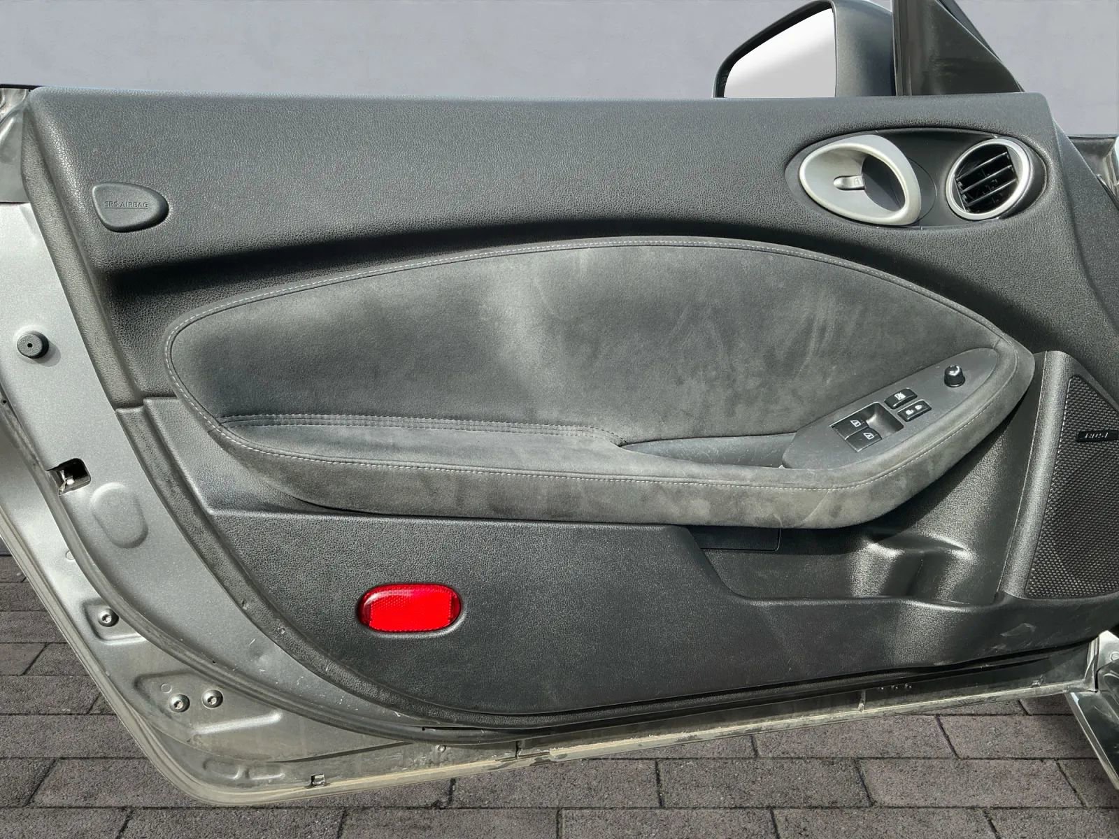 Used 2014 Nissan 370Z Touring w/ Sport Package image 10