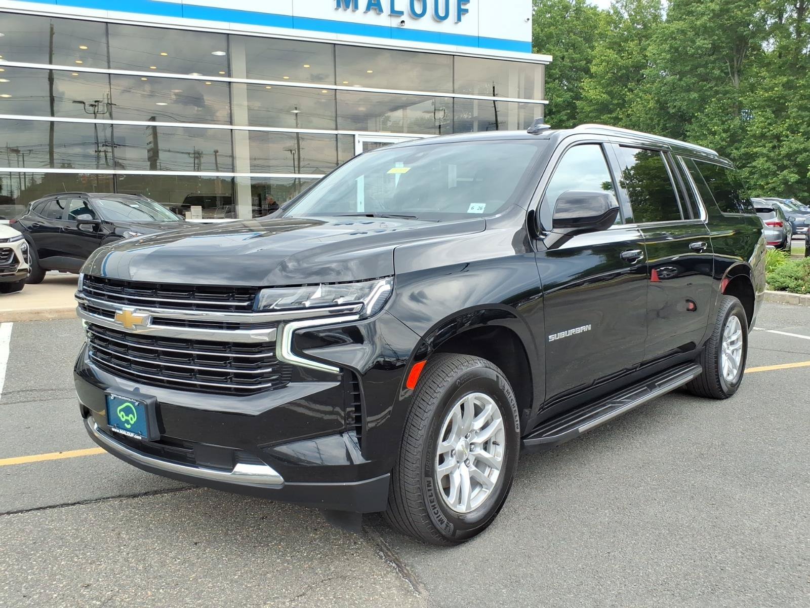 Certified 2021 Chevrolet Suburban LT AWD/4WD image 3