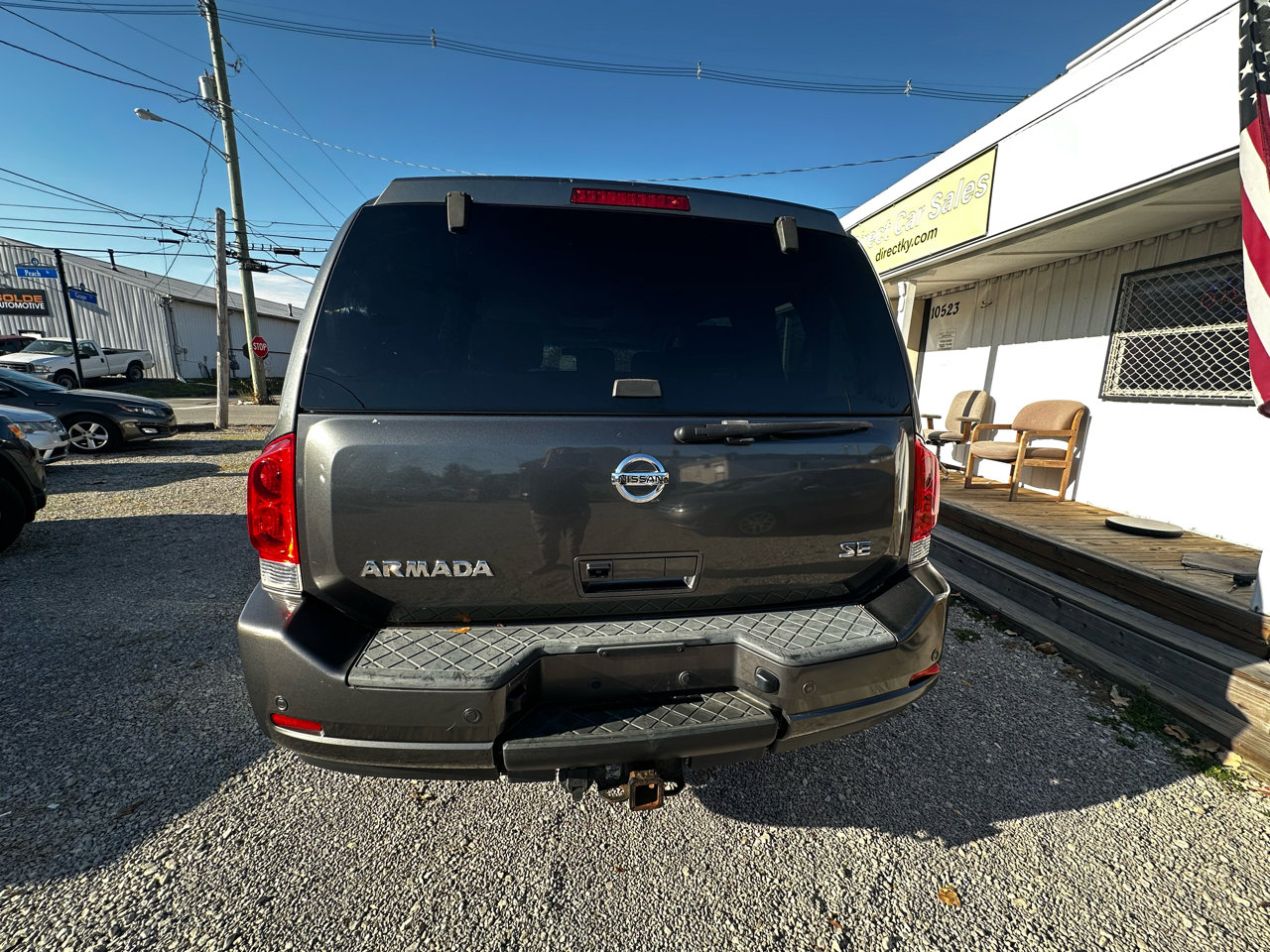 Used 2010 Nissan Armada SE image 3