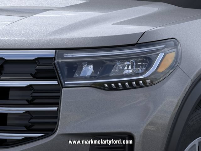 New 2026 Ford Explorer Active RWD image 18