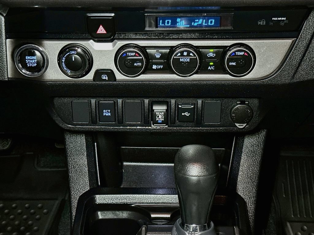 Used 2023 Toyota Tacoma SR5 w/ Black Out Package (TMS) AWD/4WD image 32