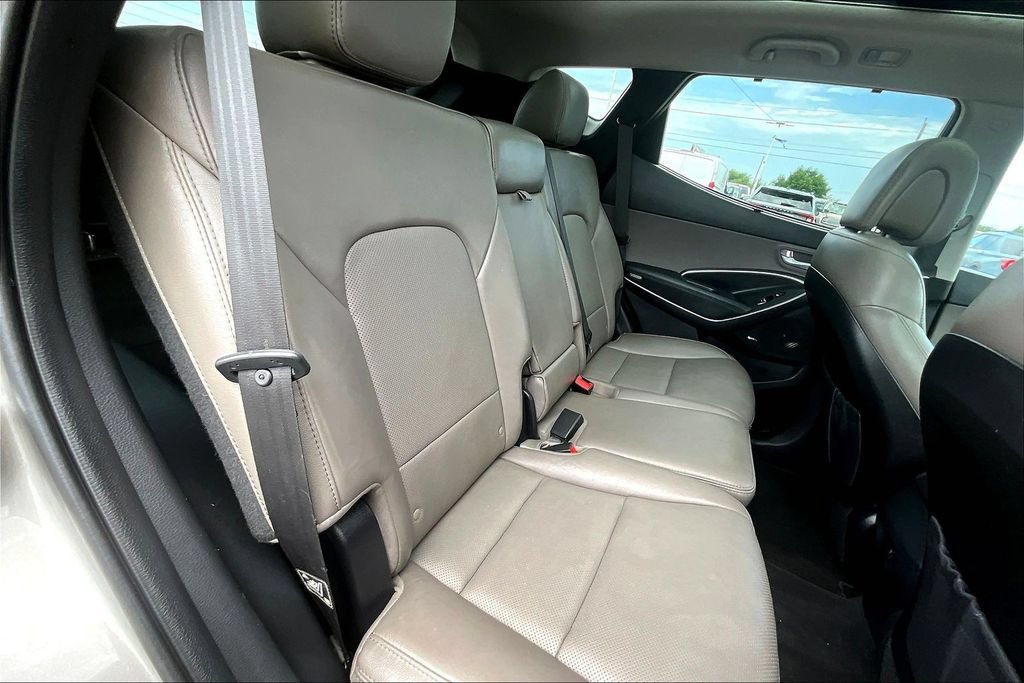 Used 2018 Hyundai Santa Fe Sport w/ 2.0T Ultimate Tech Package 05 AWD/4WD image 29