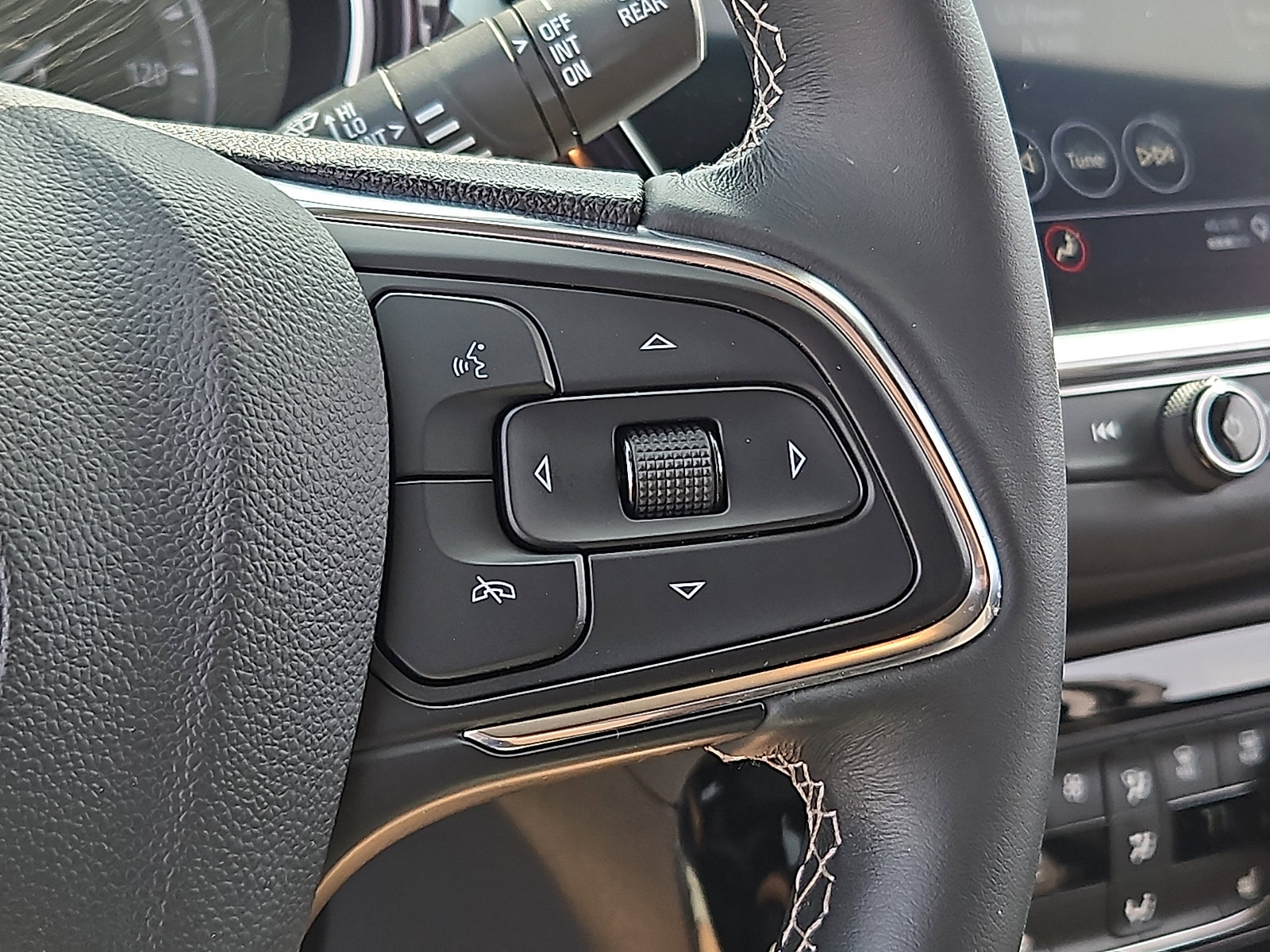 Certified 2023 Buick Encore GX Select w/ Sport Touring Package image 21