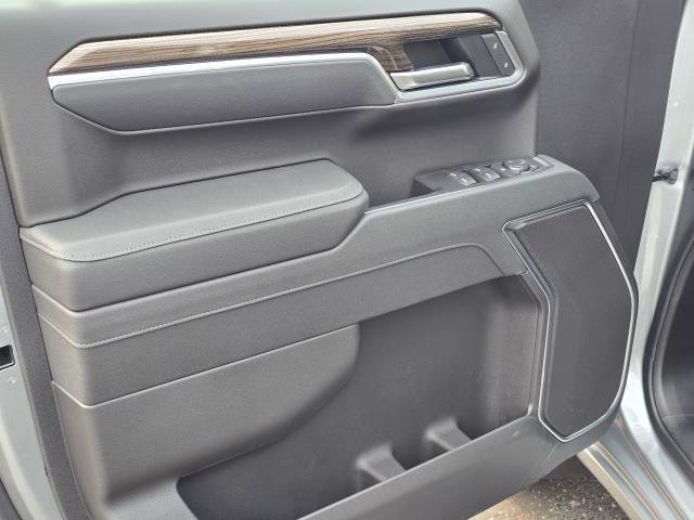 New 2026 Chevrolet Silverado 1500 LT w/ Z71 Off-Road Package AWD/4WD image 6