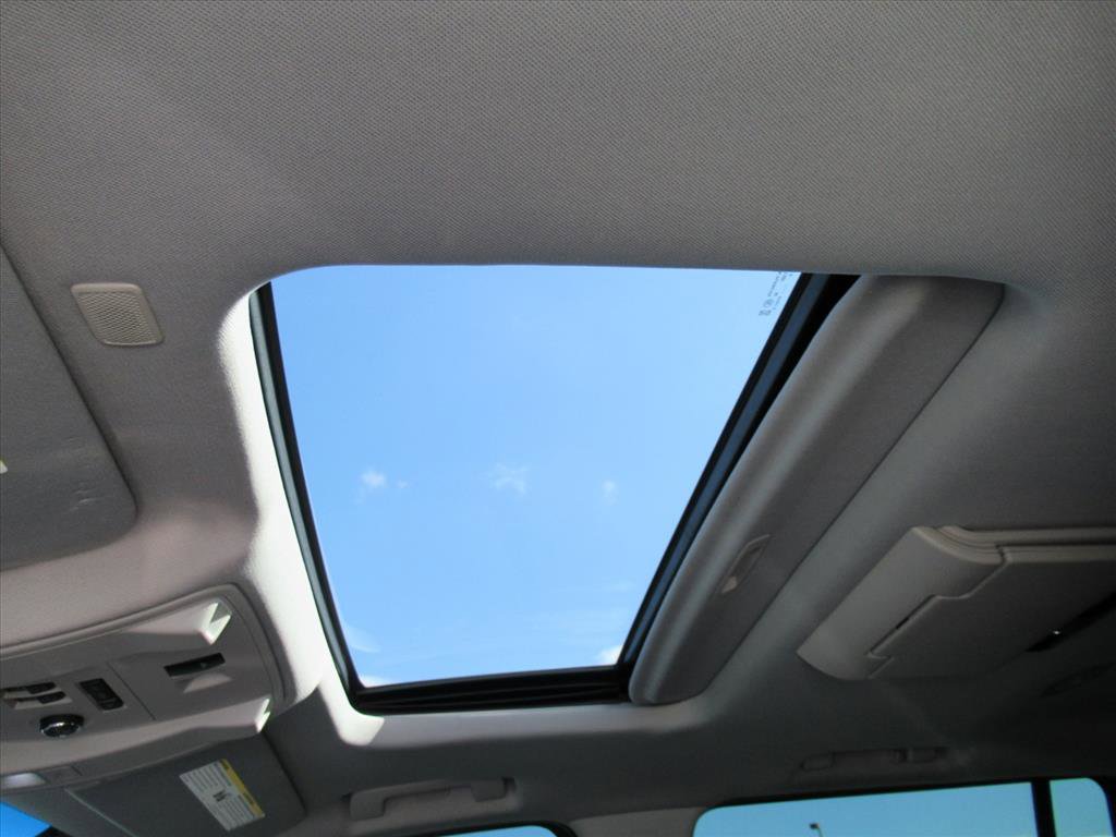 Used 2019 GMC Yukon XL Denali w/ Denali Ultimate Package image 31