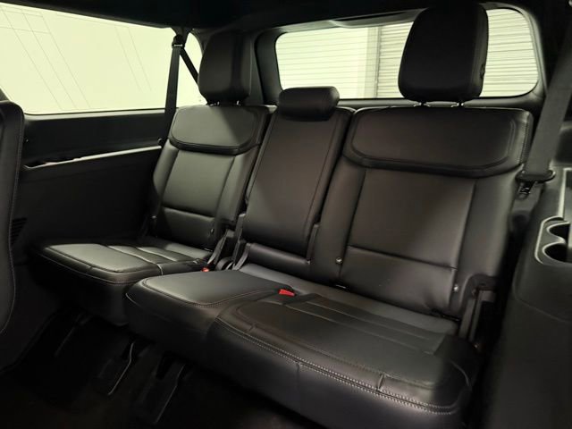 New 2026 Ford Expedition Max Platinum image 17