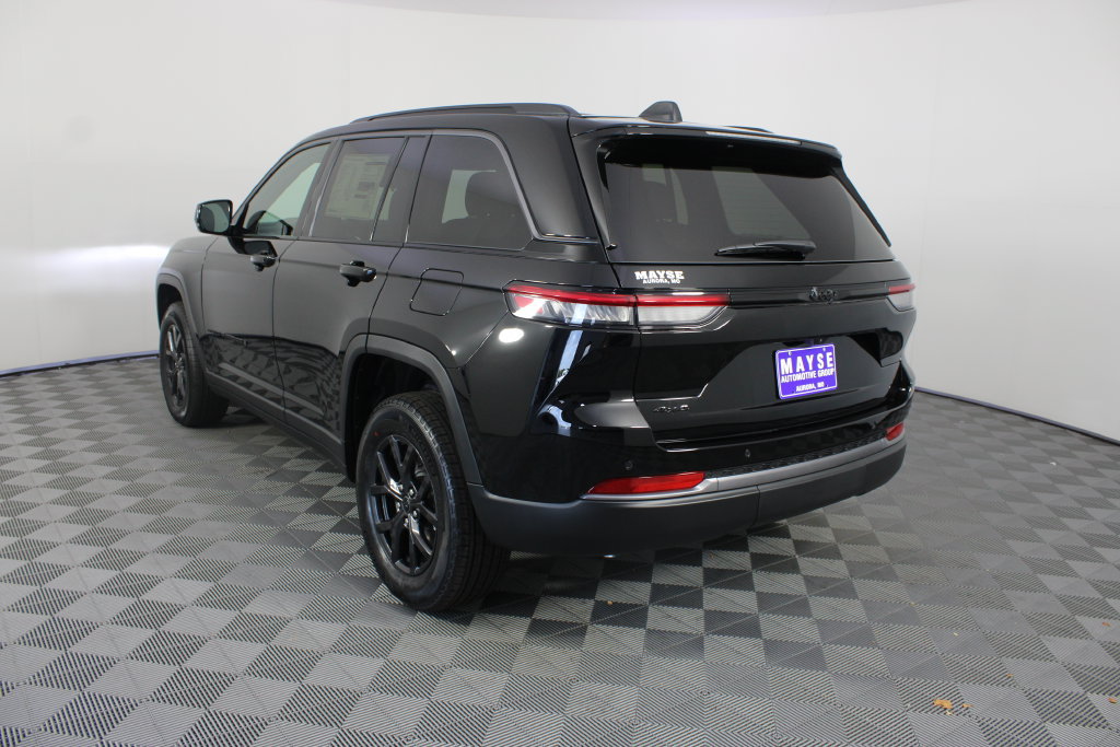 New 2027 Jeep Grand Cherokee 4WD image 23