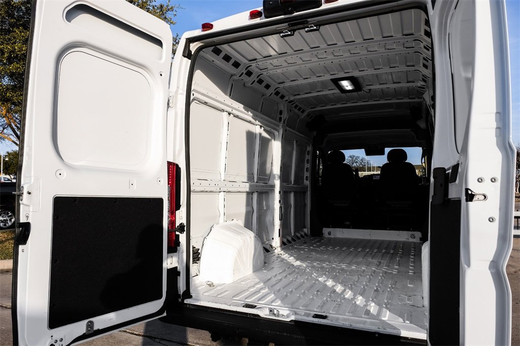 Used 2024 RAM ProMaster 2500 w/ Quick Order Package 22G SLT image 47