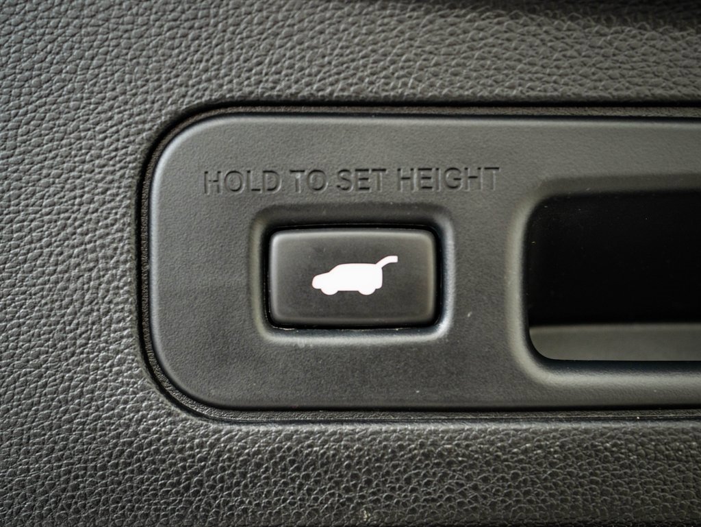 Certified 2022 Acura MDX A-Spec image 21