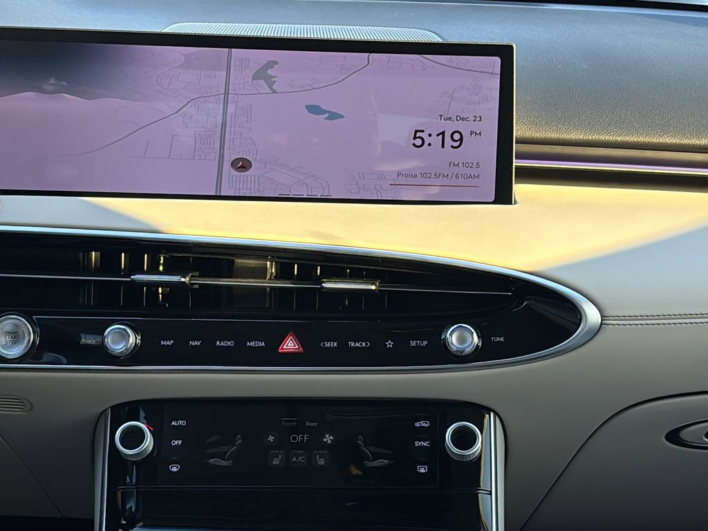 Certified 2026 Genesis GV70 2.5T image 23