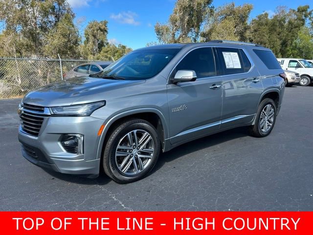 Used 2023 Chevrolet Traverse High Country image 3
