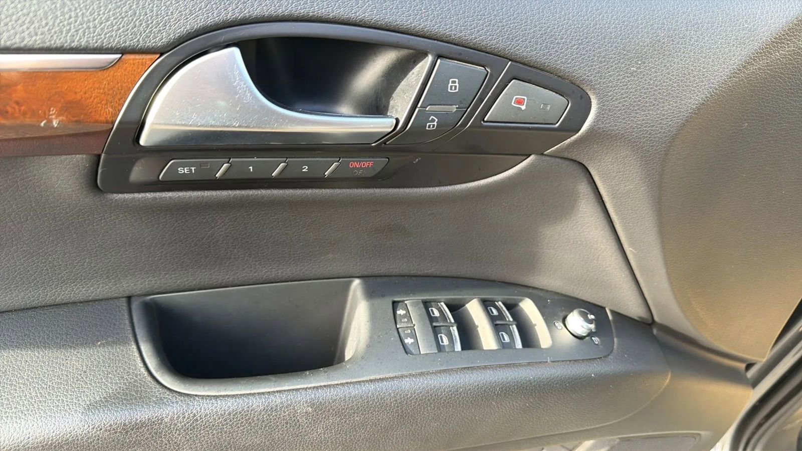 Used 2013 Audi Q7 3.0T Premium Plus image 18