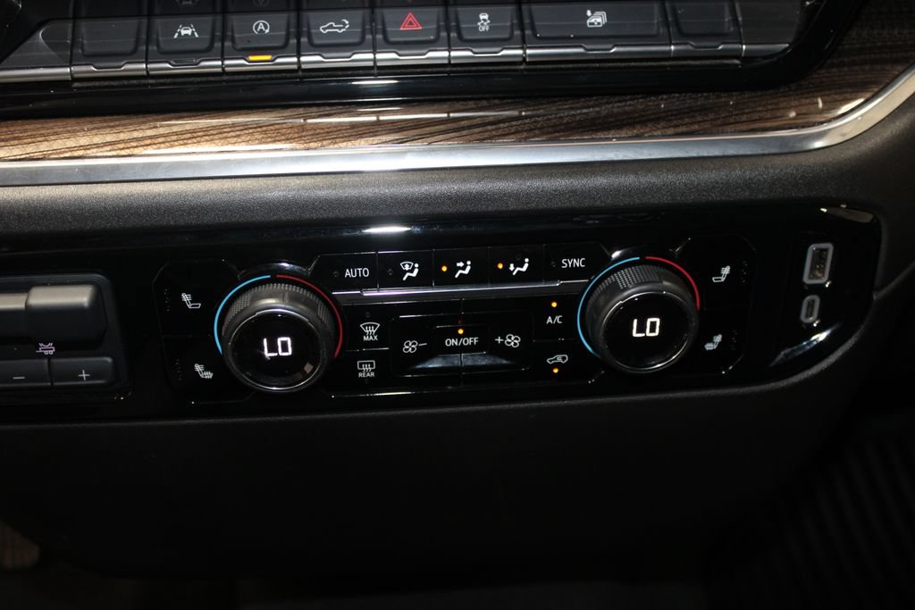 Used 2025 Chevrolet Silverado 1500 LT AWD/4WD image 48