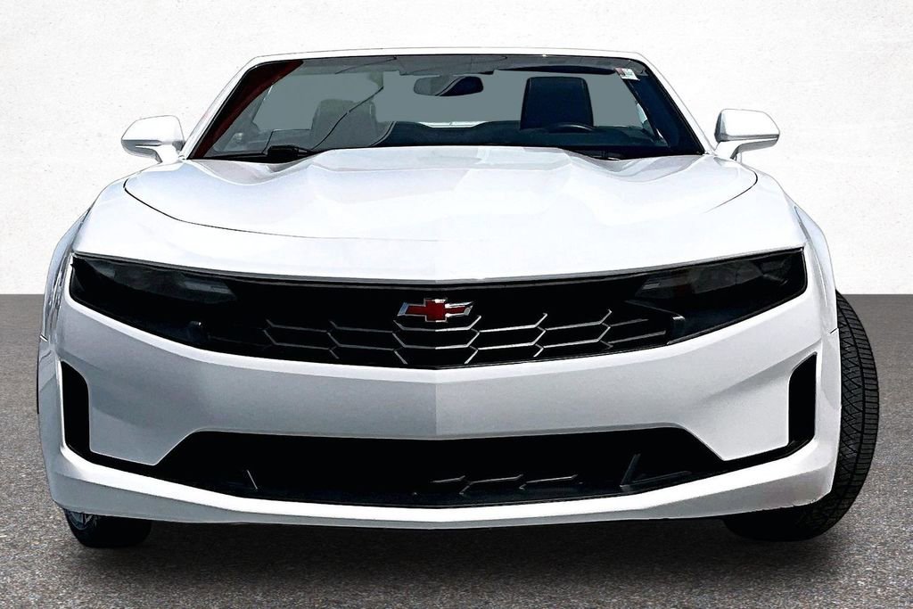 Used 2019 Chevrolet Camaro LT RWD image 3