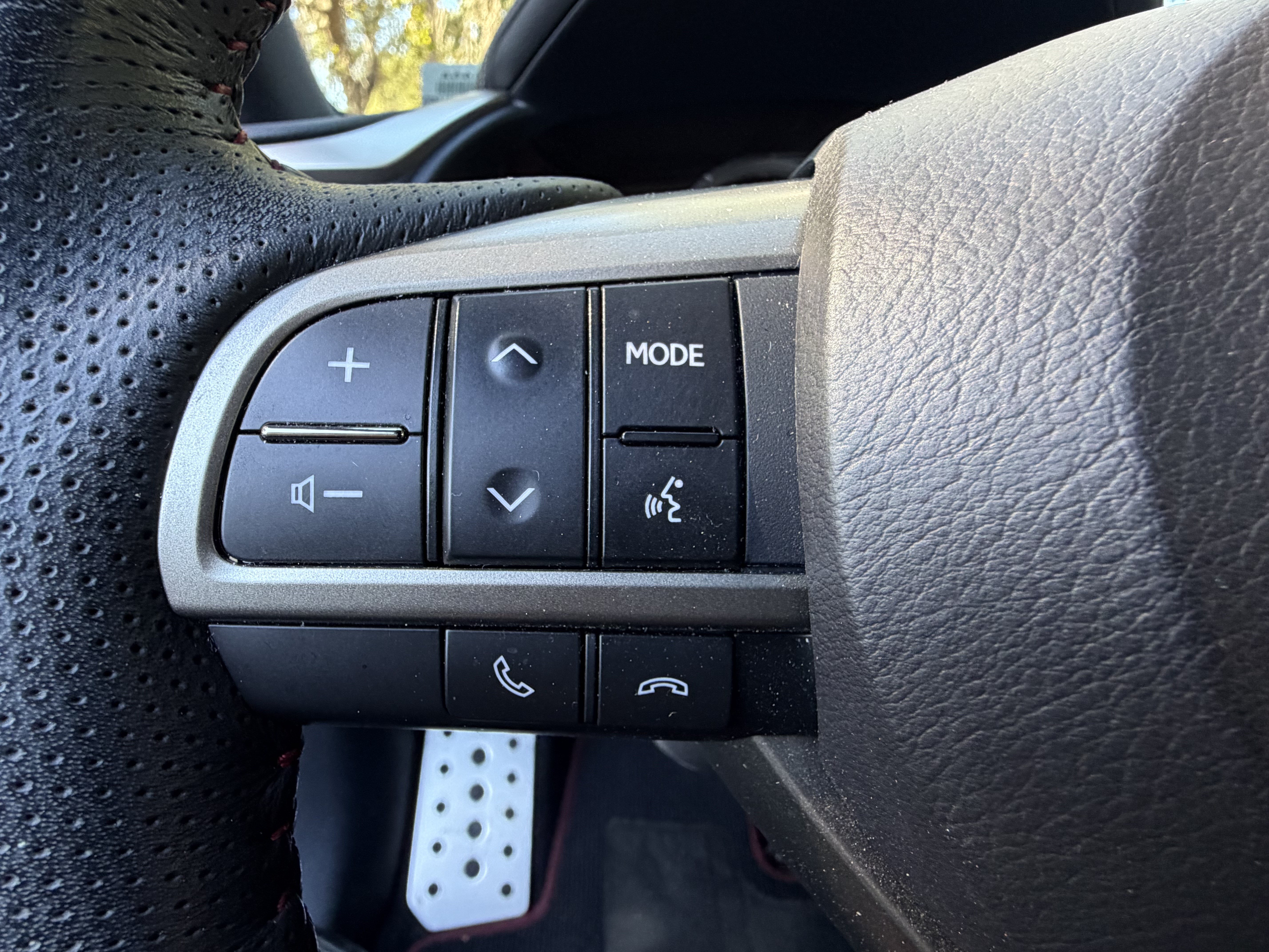 Used 2020 Lexus RX 350 F Sport w/ Accessory Package AWD/4WD image 19