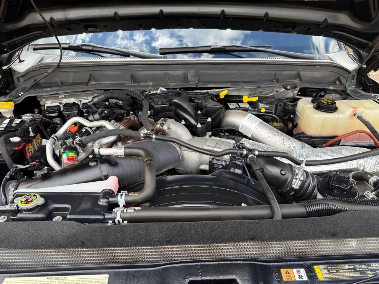Used 2015 Ford F350 Lariat RWD image 39