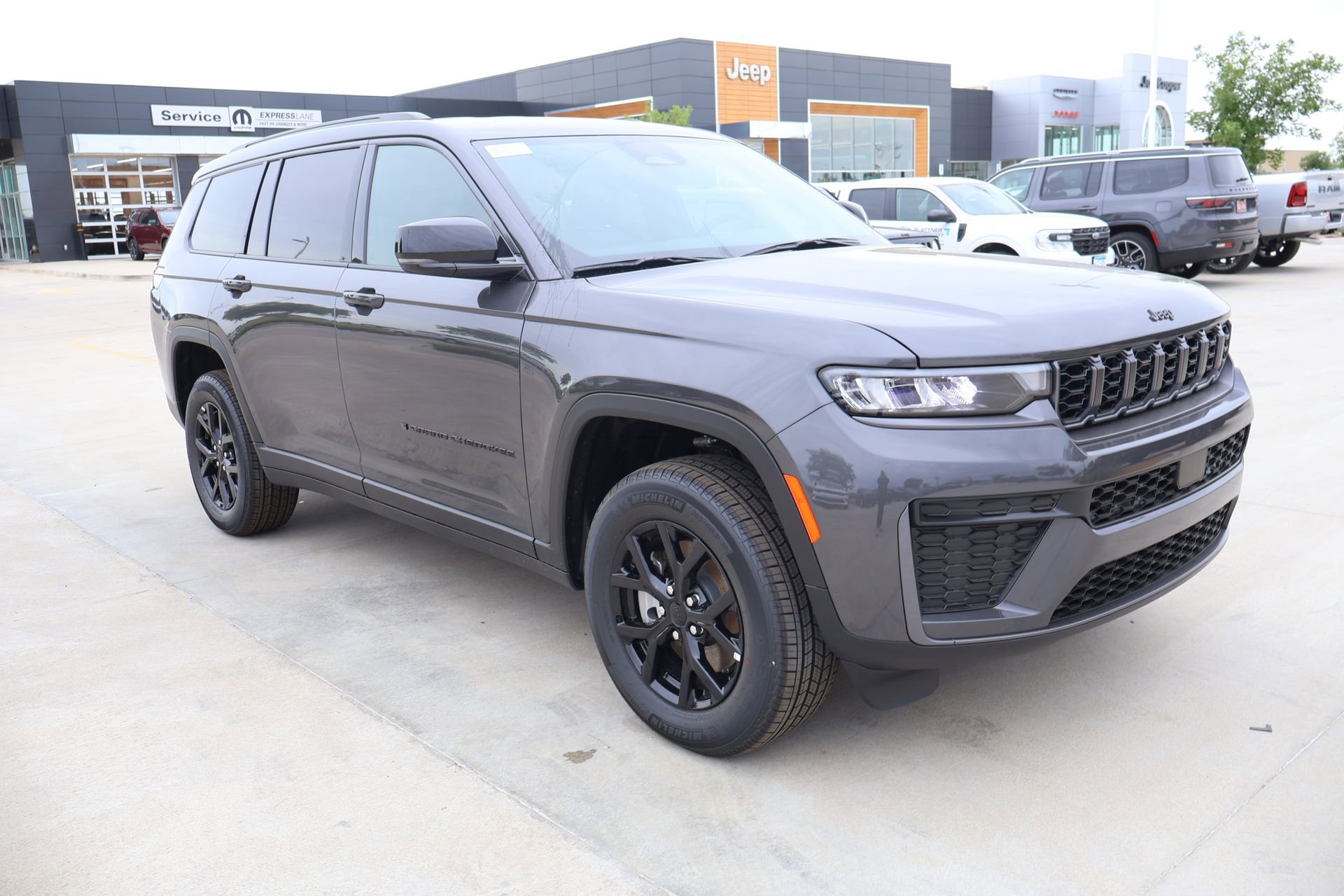 New 2026 Jeep Grand Cherokee L 4WD 360° Tour