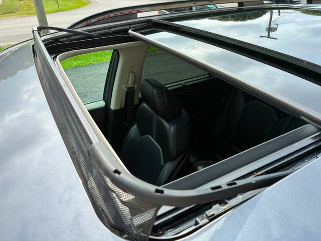 Used 2023 Honda Pilot Touring image 11