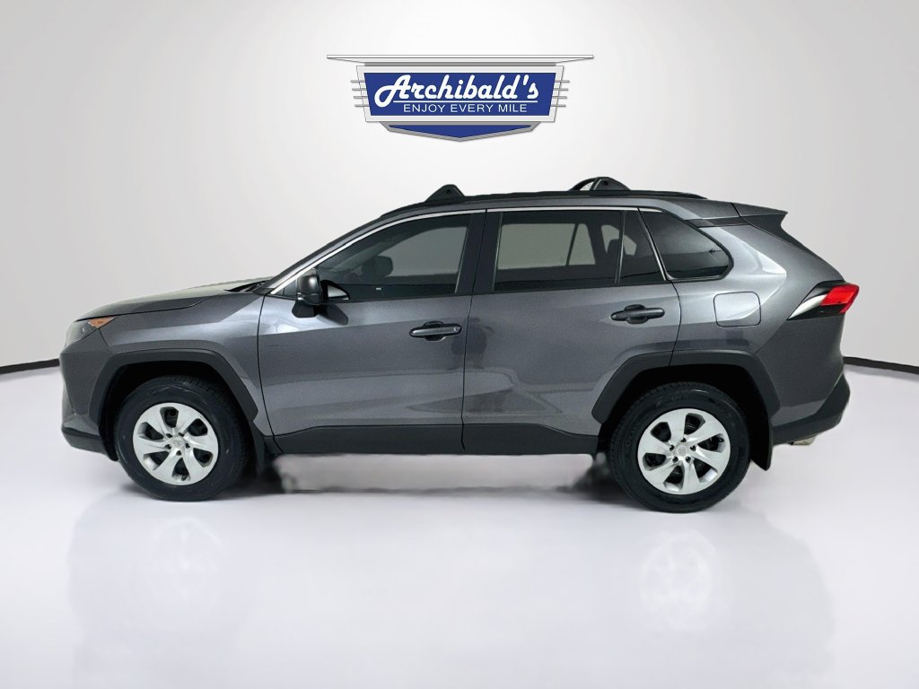 Used 2021 Toyota RAV4 LE AWD/4WD image 5