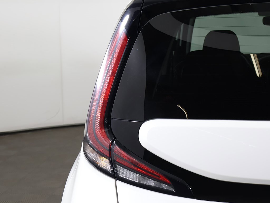 Used 2024 Kia Soul LX w/ Option Group 015 image 14