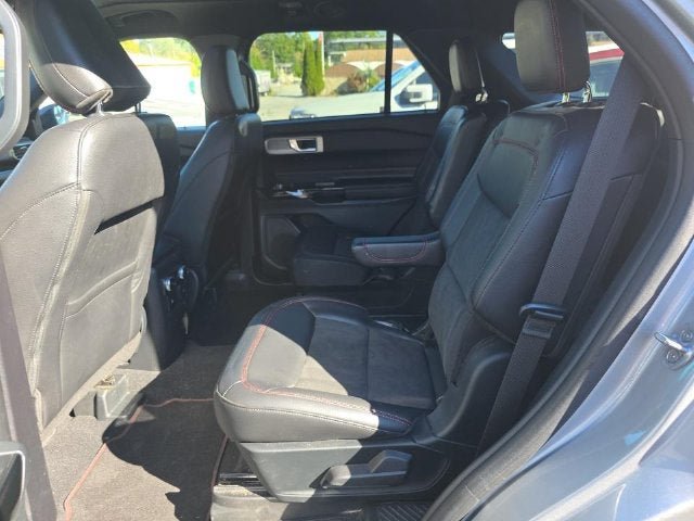 Used 2023 Ford Explorer ST-Line w/ Class IV Trailer Tow Package AWD/4WD image 7