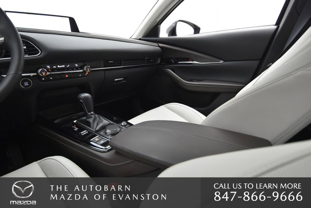 Used 2025 MAZDA CX-30 2.5 Turbo w/ Premium Plus Pkg image 23