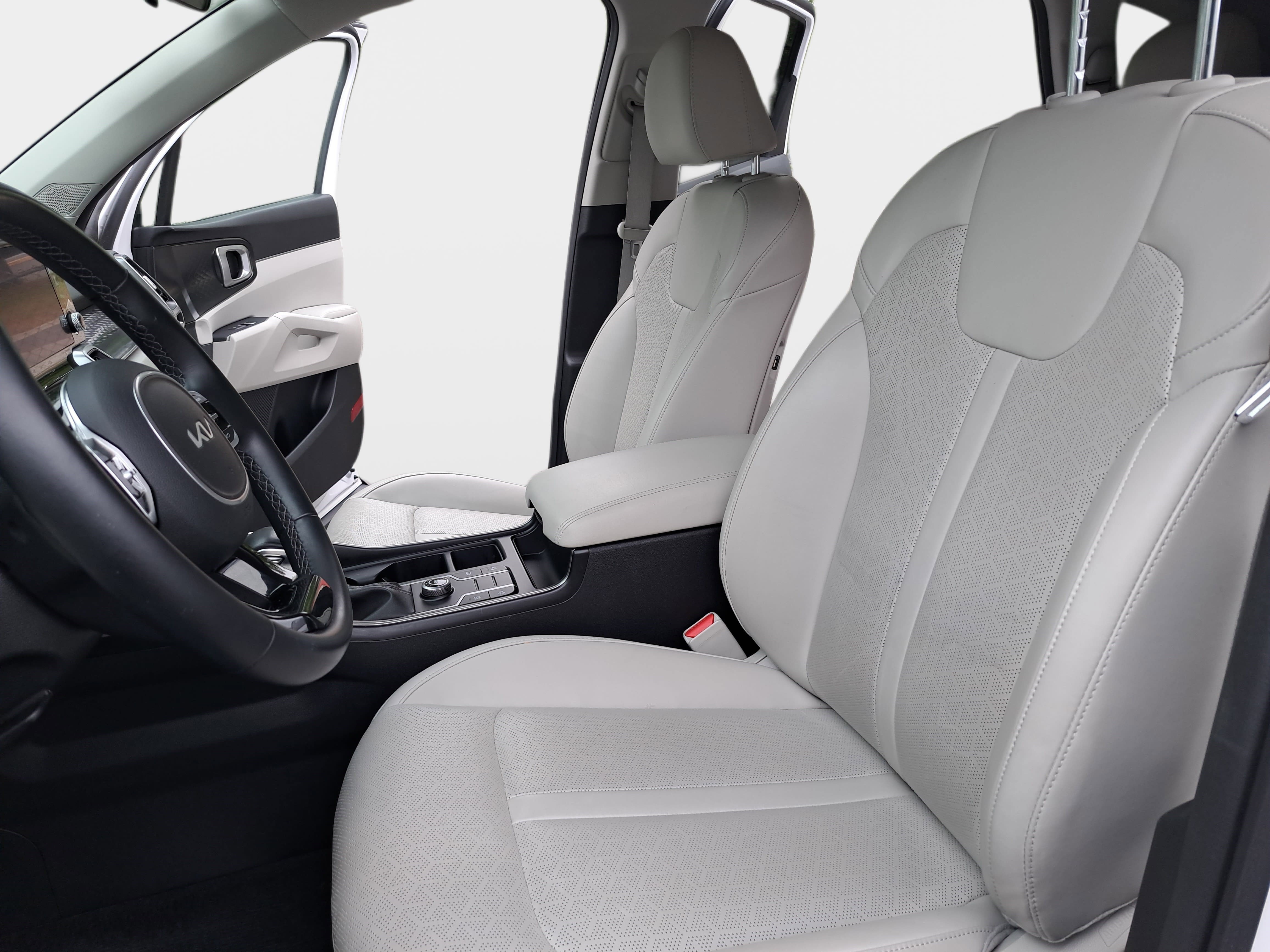 Used 2022 Kia Sorento S w/ Panoramic Sunroof Package FWD image 16