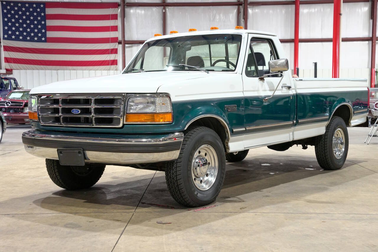 Used 1995 Ford F250 2WD Regular Cab image 1
