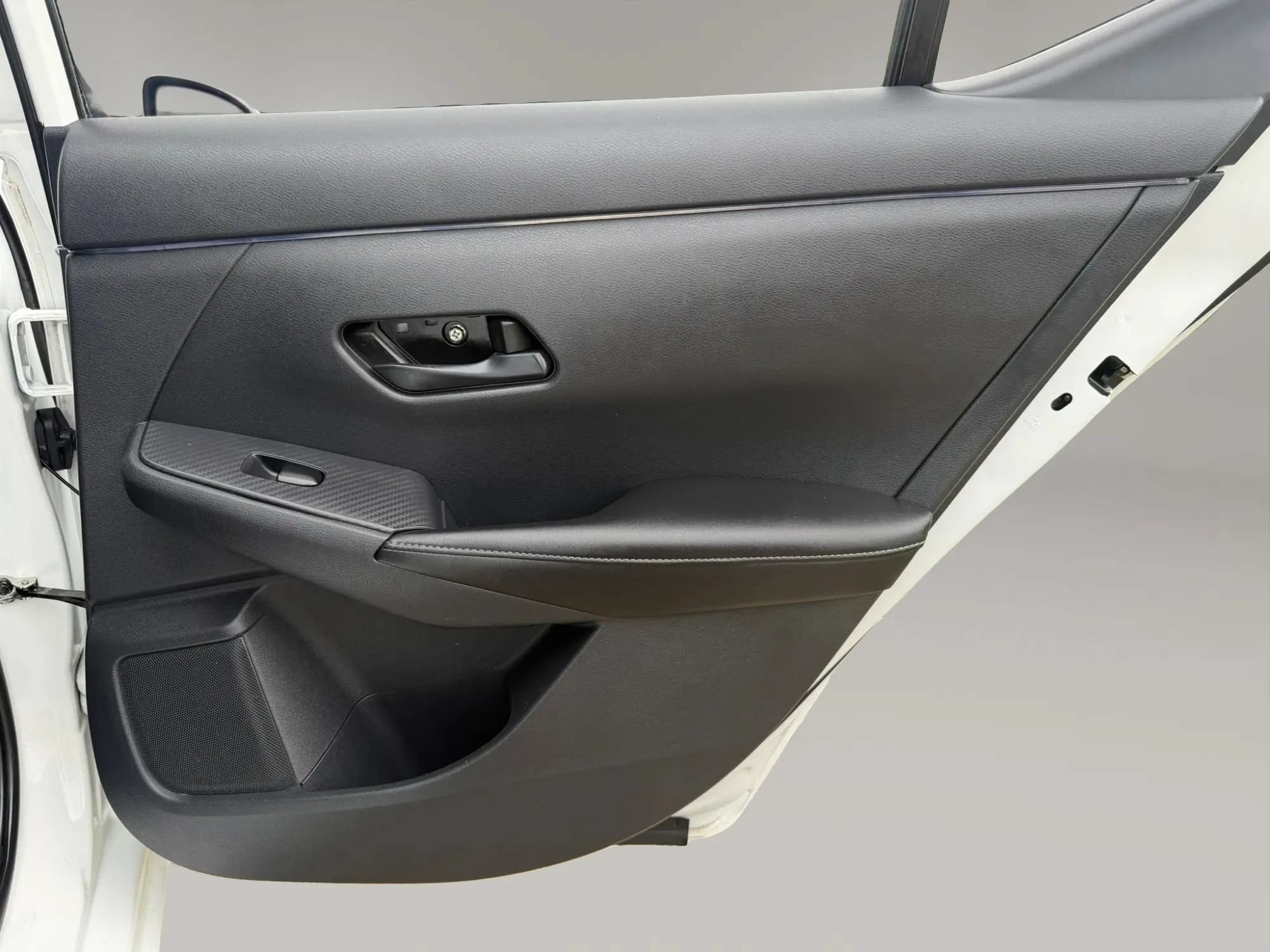 Used 2024 Nissan Sentra SV w/ All-Weather Package FWD image 32