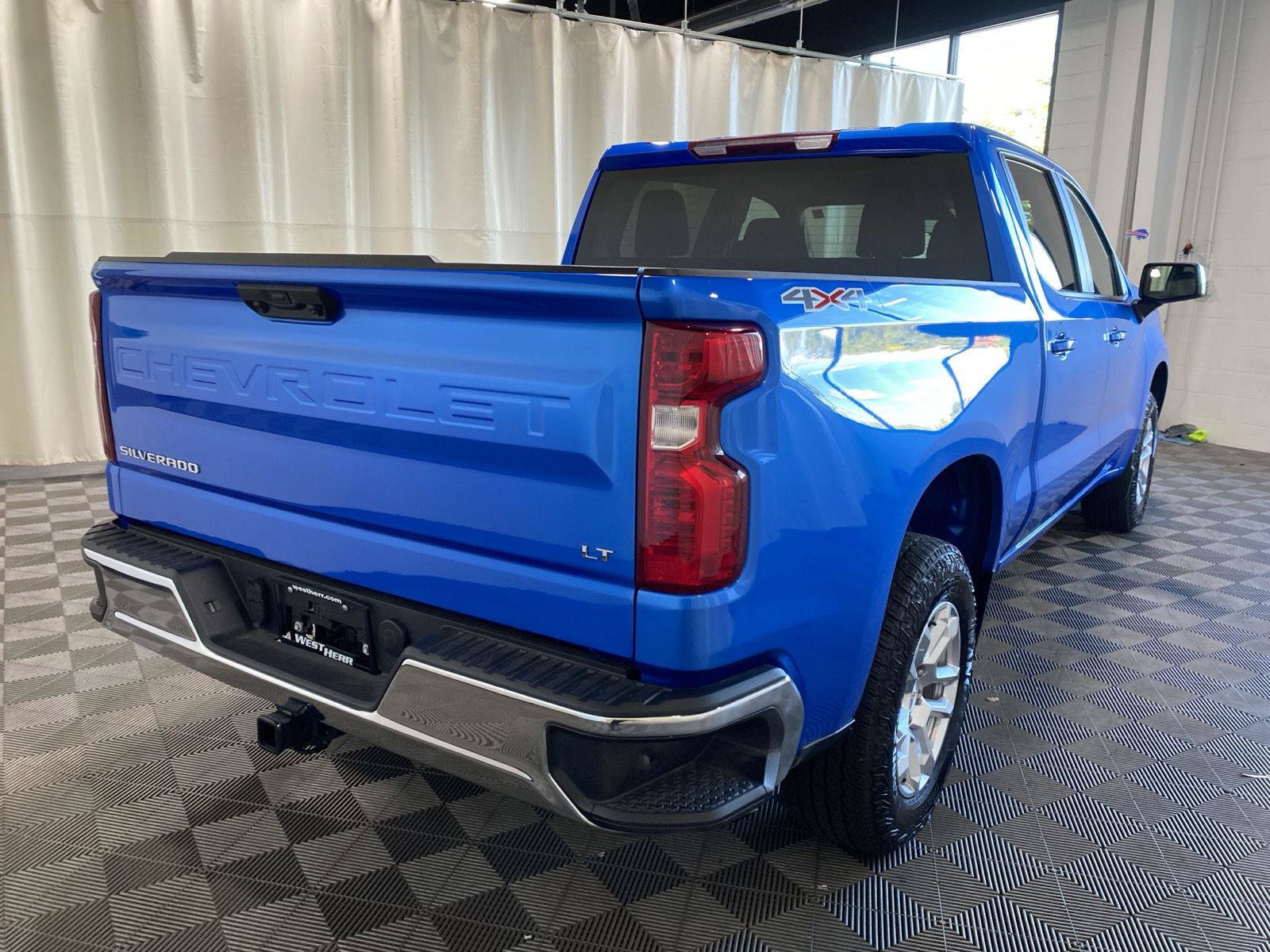 Used 2026 Chevrolet Silverado 1500 LT AWD/4WD image 7