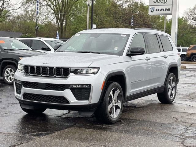 New 2026 Jeep Grand Cherokee L Limited AWD/4WD image 28
