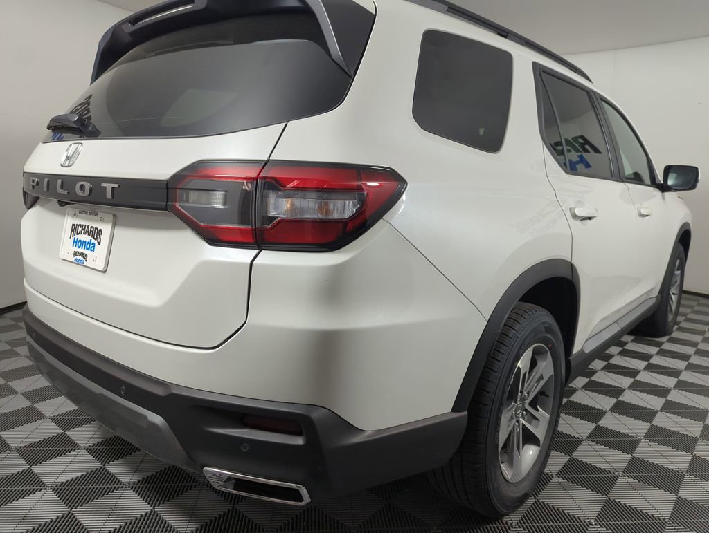 New 2026 Honda Pilot EX-L image 5