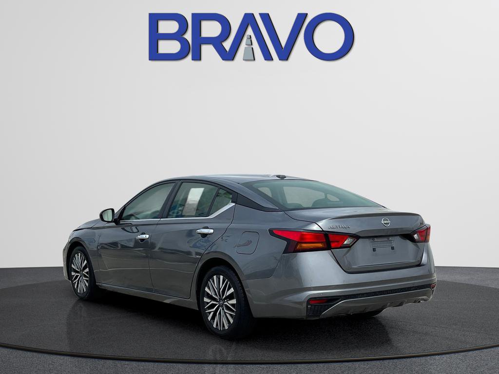 Used 2023 Nissan Altima 2.5 SV image 8