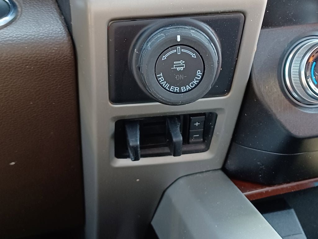 Used 2019 Ford F150 King Ranch w/ Equipment Group 601A Luxury AWD/4WD image 28